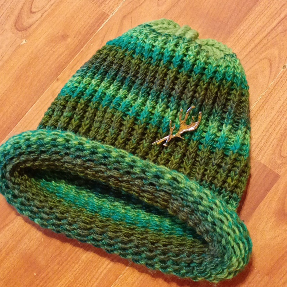 Knit Hat beanie Christmas Green adult sz antler hair clip